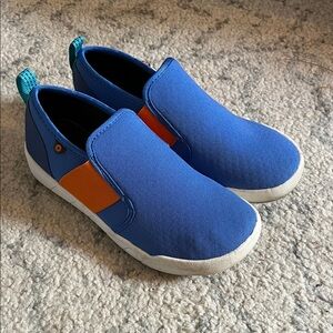 Bogs Kids Shoes in Blue and Orange